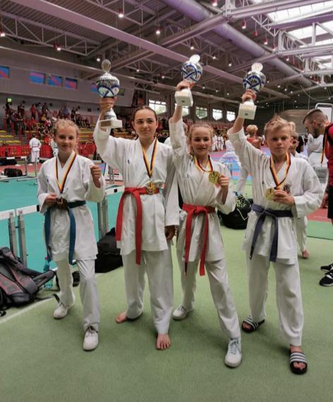 SG Anhausen: Frischgebackene Deutsche Meister im Karate